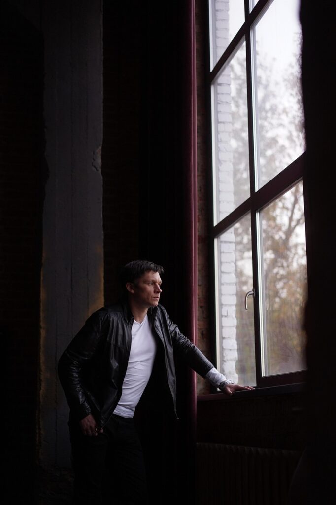 マッチングアプリで仕事が忙しくて会えない時の出会い方は？