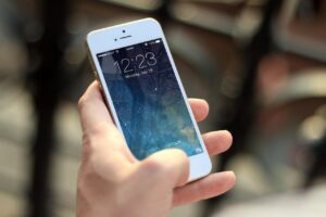 婚活アプリで初回メッセージはどう書く？成功する例文を紹介！