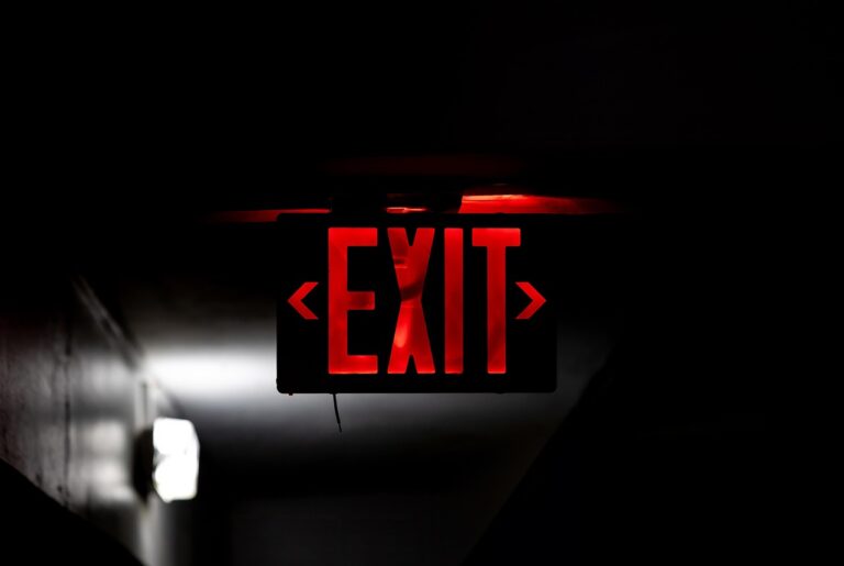 出会いアプリの口コミは本当に安全？実際の体験談と注意点を徹底解説！
